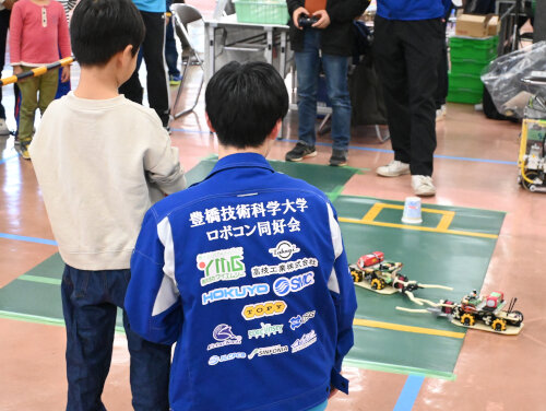 とよはし科学月間に出展しました